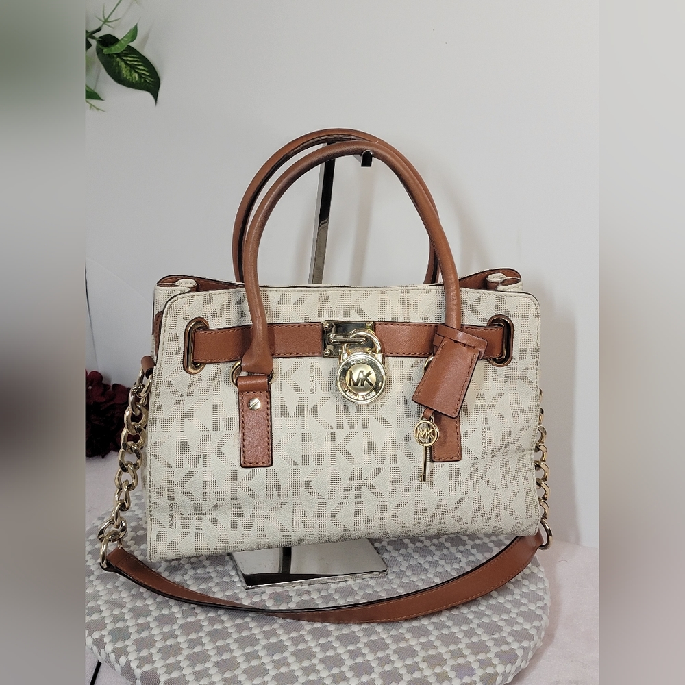 EUC Michael Kors Leather Shoulder /Crossbody bags - Picture 5 of 12